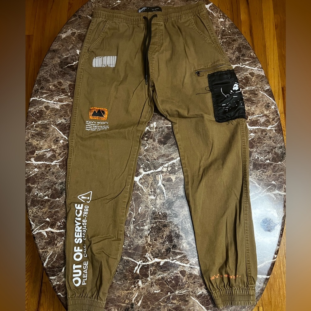 Men’s Graphic Joggers Tan Sz M (Pre-Owned)